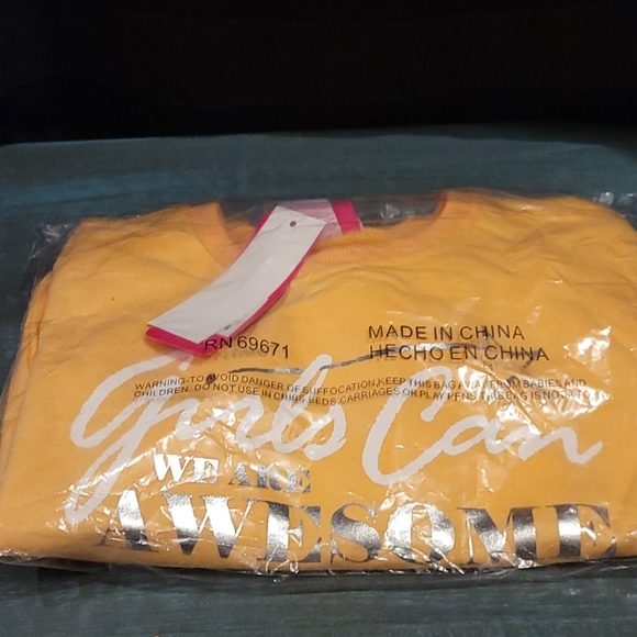 NWT Girls can, we are awesome! Shirt - Picture 7 of 7